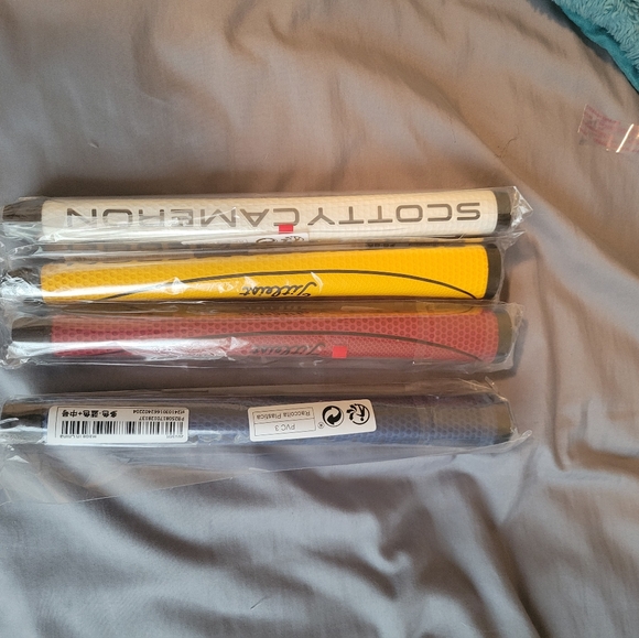 Scotty Cameron Putter Grip Set - White, Yellow, Red, Blue - Picture 1 of 1